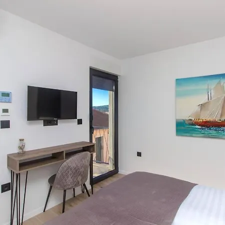 Seafront With Roofpool, Perfect Getaway Villa