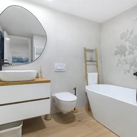 Villa Seafront With Roofpool, Perfect Getaway Vinišće