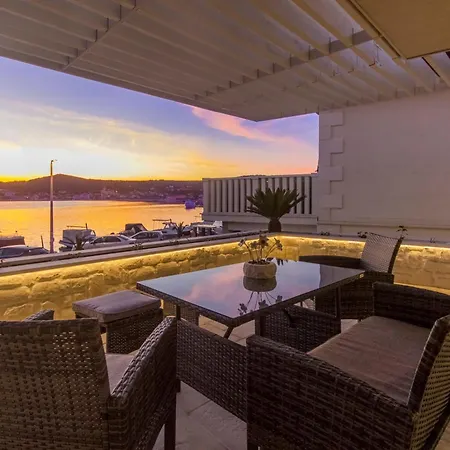 Seafront With Roofpool, Perfect Getaway Vinišće