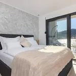 Seafront With Roofpool, Perfect Getaway Villa Vinisce