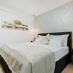 Seafront With Roofpool, Perfect Getaway