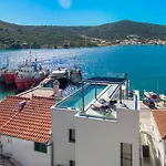 Seafront With Roofpool, Perfect Getaway Villa