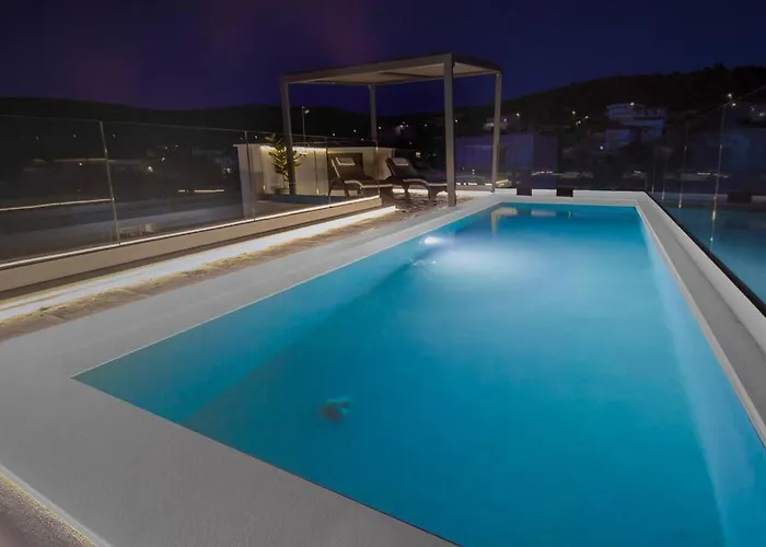 别墅 Seafront With Roofpool, Perfect Getaway