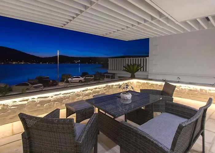 别墅 Seafront With Roofpool, Perfect Getaway