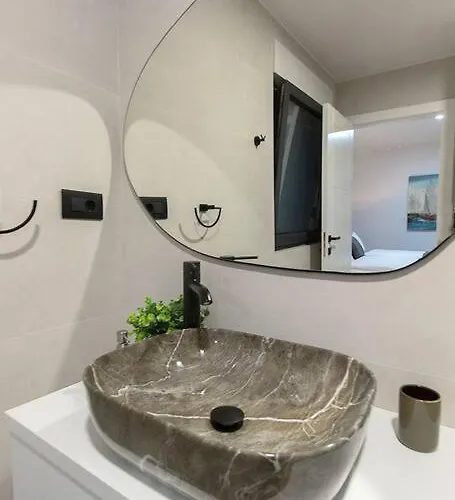 Seafront With Roofpool, Perfect Getaway