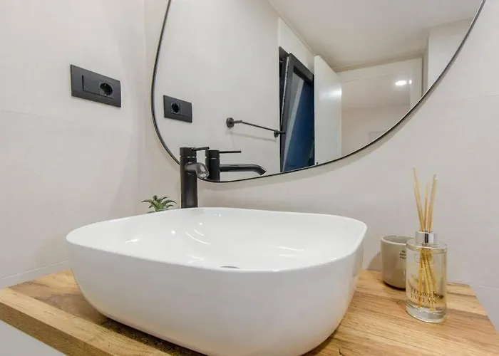 Seafront With Roofpool, Perfect Getaway Vinišće
