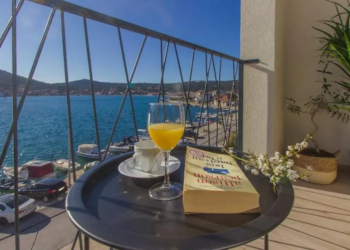 Willa Seafront With Roofpool, Perfect Getaway *
